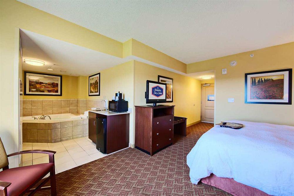Hampton Inn & Suites Oklahoma City-Bricktown חדר תמונה