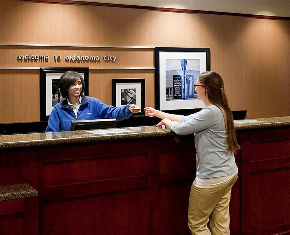 Hampton Inn & Suites Oklahoma City-Bricktown מראה פנימי תמונה
