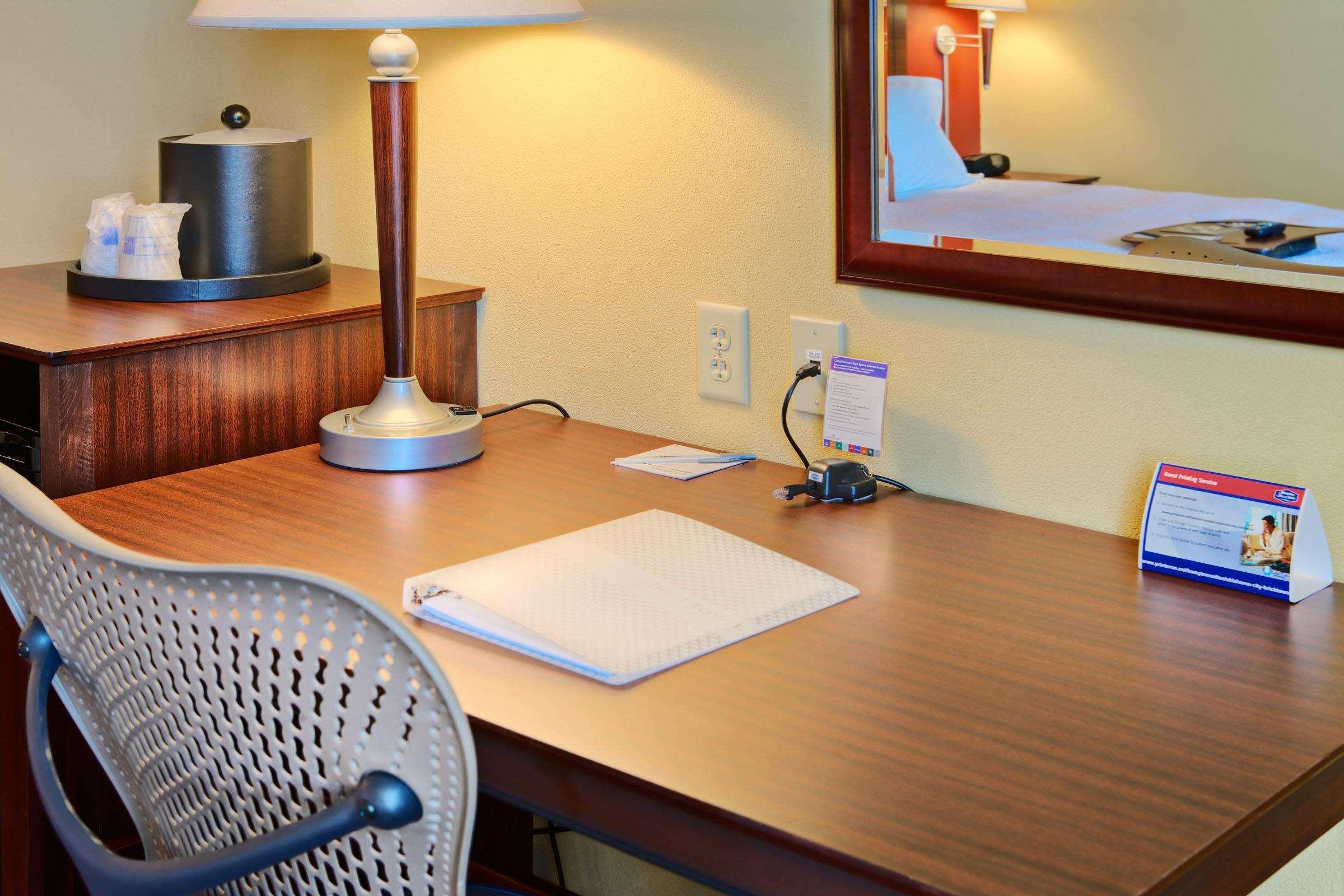 Hampton Inn & Suites Oklahoma City-Bricktown חדר תמונה